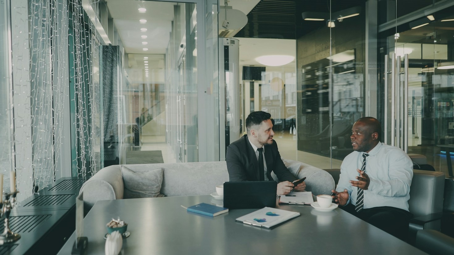 BARBRI vs. QLTS School: Choosing the Right SQE Prep Course